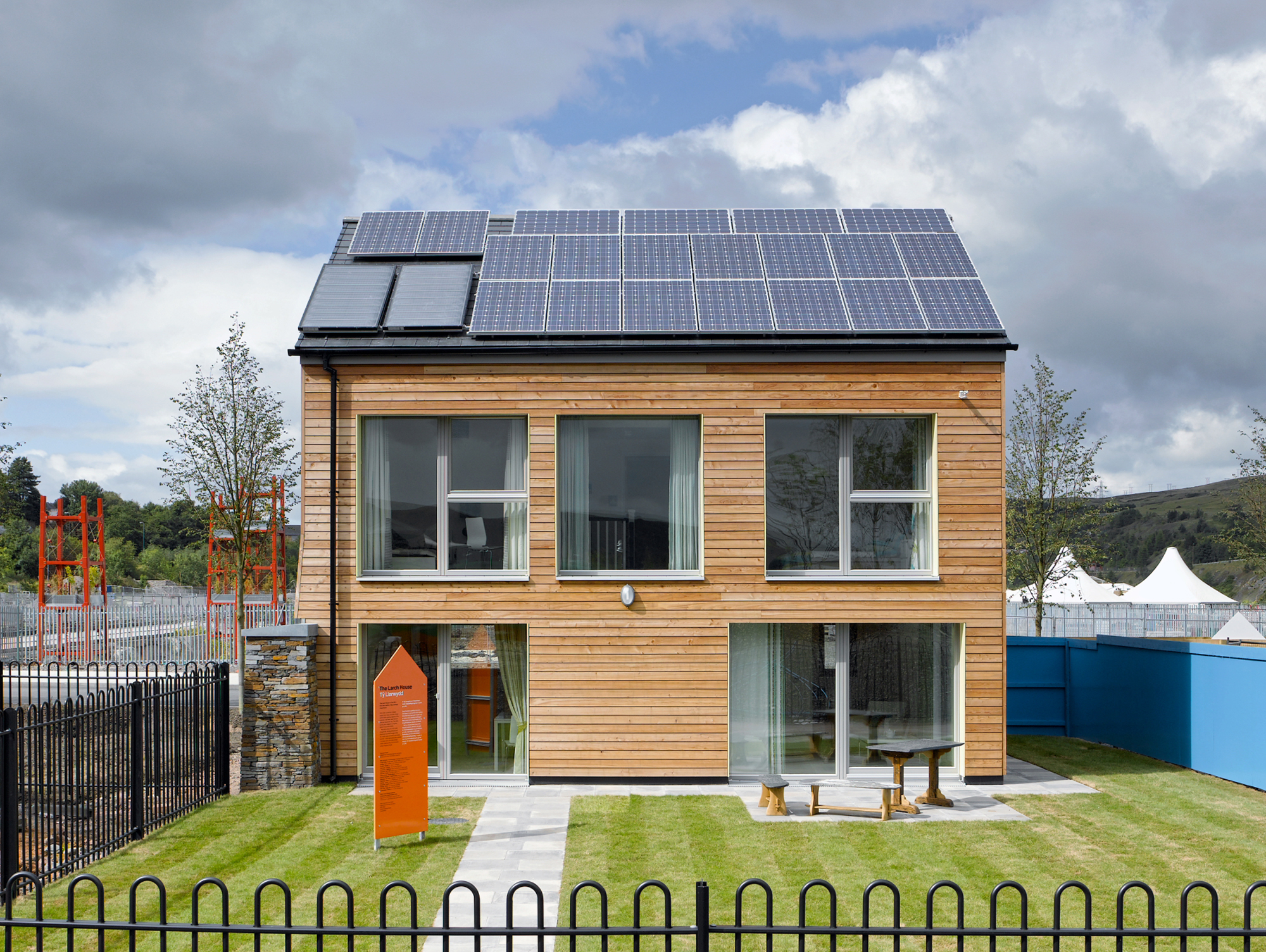 larch-house-passivhaus-passive-zero-carbon-code-6-ebbw-vale-1.JPG